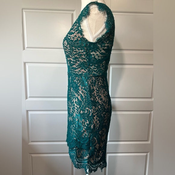 Lace Sheath Dress - Emerald Green, Lined, Cocktail, Party - Size Small - Picture 3 of 6